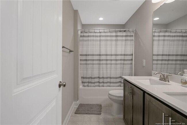 Building Photo - 1408 Friar Rock Cir