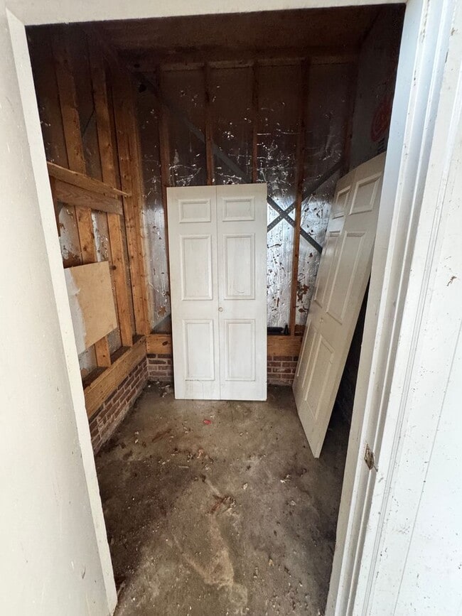 Building Photo - 3/1 In Shelby, NC