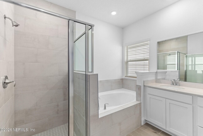 Building Photo - 299 Pentwater Rd