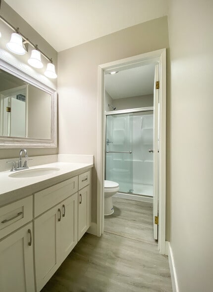 Building Photo - 134 Morton Dr