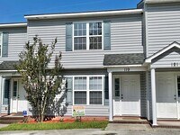 Building Photo - 119 Tillett Ln