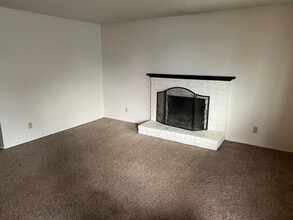 Building Photo - Springfield House