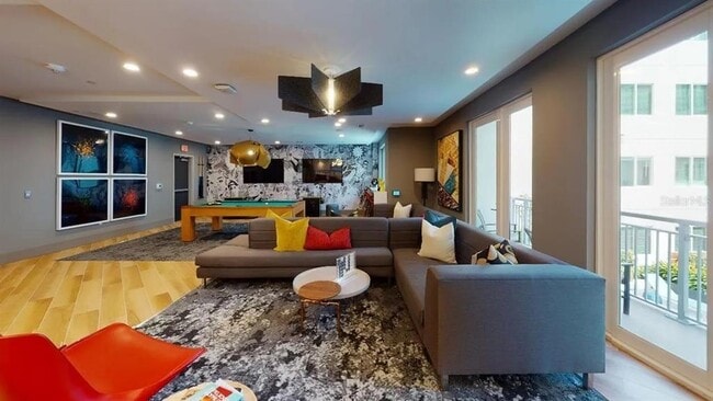 Building Photo - 503 Chatham Ave