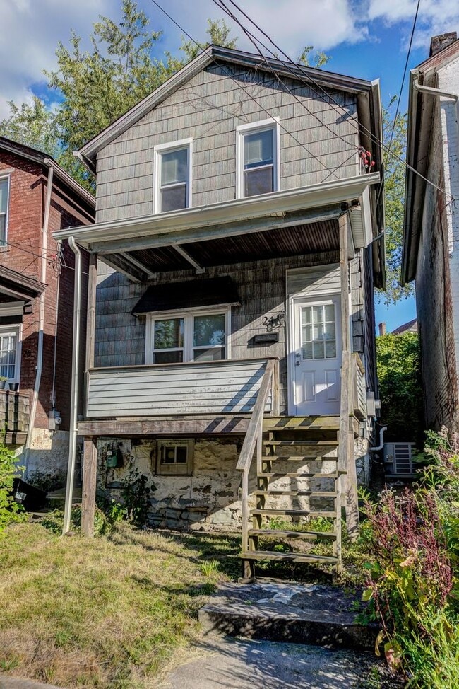 Building Photo - 24 Penelope St