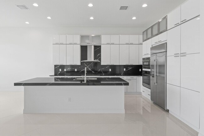Building Photo - 9019 SW Terzi Wy