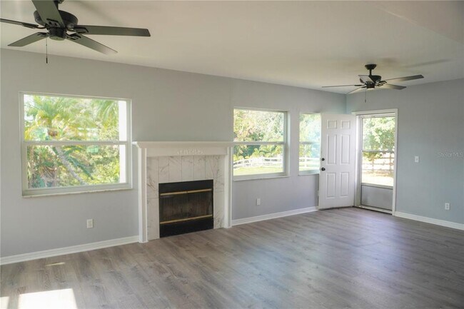 Building Photo - 6524 Hillside Ave