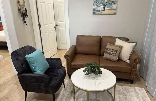 Building Photo - 8354 Adams St