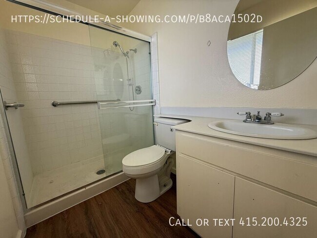 Building Photo - 938 Estrada Ct