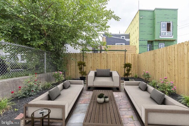 Backyard - 125 Markle St