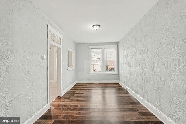 Building Photo - 409 Edgewood St