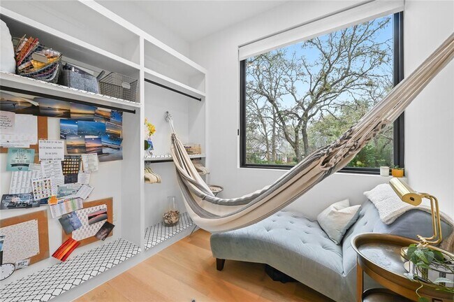Building Photo - 308 Briarwood Trail