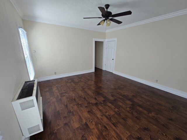 Building Photo - 1667 S Westmoreland Blvd