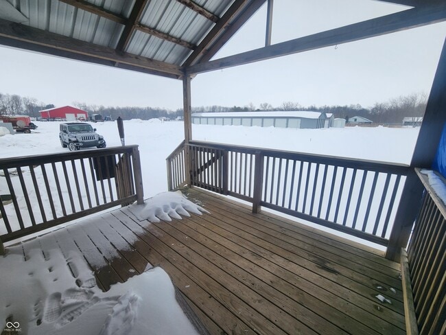 Building Photo - 9010-9020 IN-3