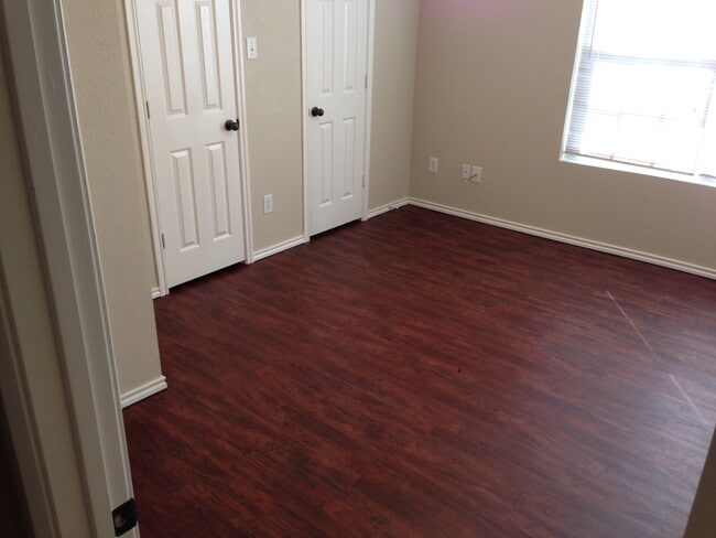 Building Photo - 2821 Frazier Ave