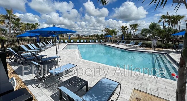 Building Photo - 735 Overpool Ave