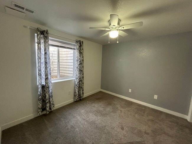 Building Photo - Spacious 5-Bedroom Home with Finished Basement and 3-Car Garage in Wellington