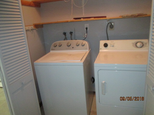 WASHER-DRYER OFF KITCHEN - 184-1 Robert Treat Dr