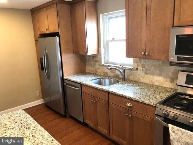 Building Photo - 34 Braeburn Rd