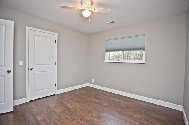 Building Photo - 1206 Convair St