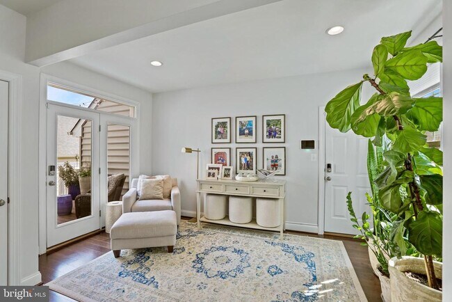Building Photo - 1412 Musgrove Alley
