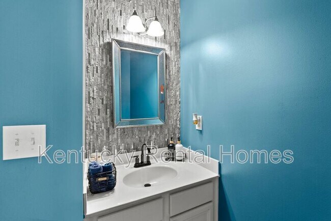 Building Photo - 4309 Saron Dr