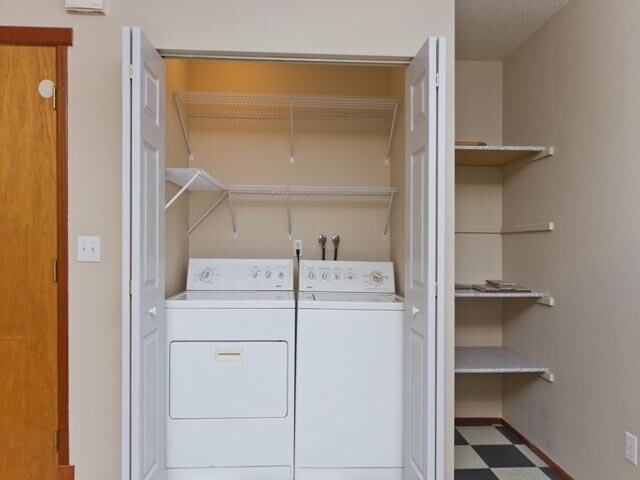 Building Photo - 46 NE Sacramento St