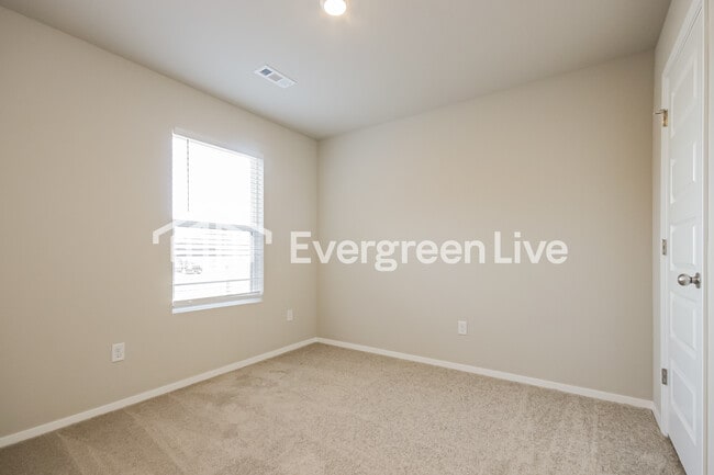 Building Photo - 2575 E Meramec St