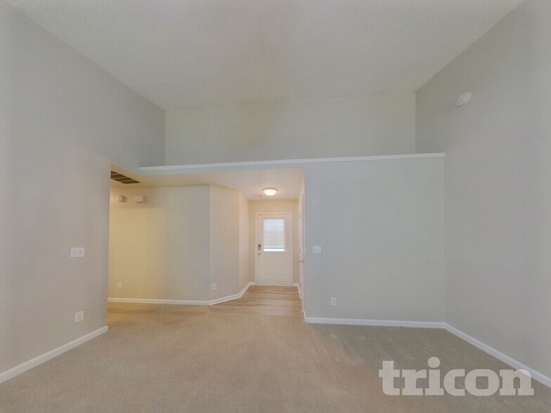 Building Photo - 3560 TraddSprings Way