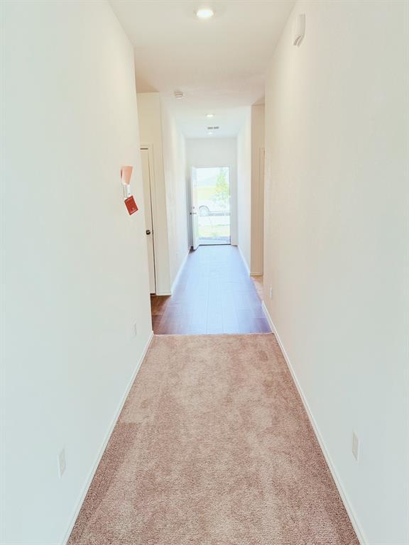 Building Photo - 212 The Good Wy