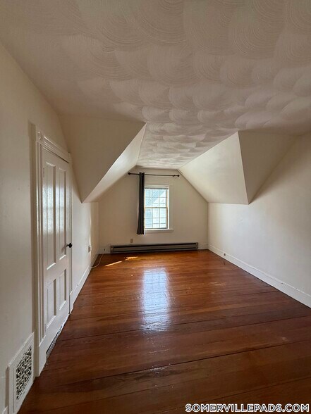 Building Photo - 79 Electric Ave