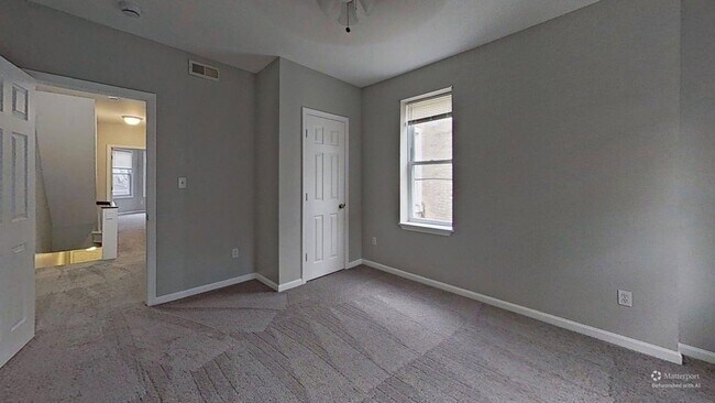 Building Photo - 6032 Walnut St