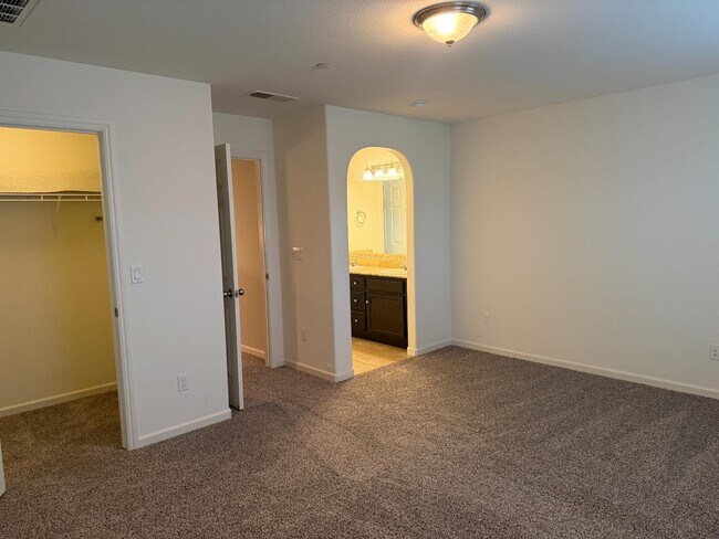 Building Photo - 3569 Magnificent Way