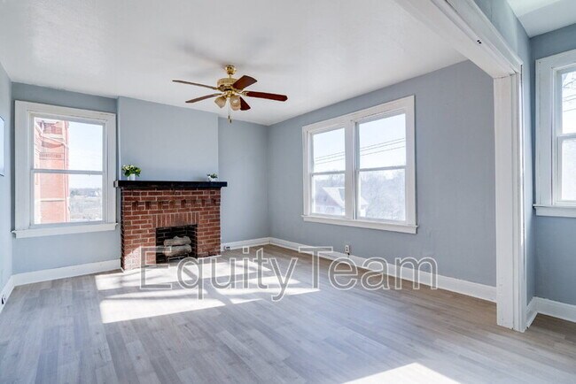 Building Photo - 3025 Gilbert Ave