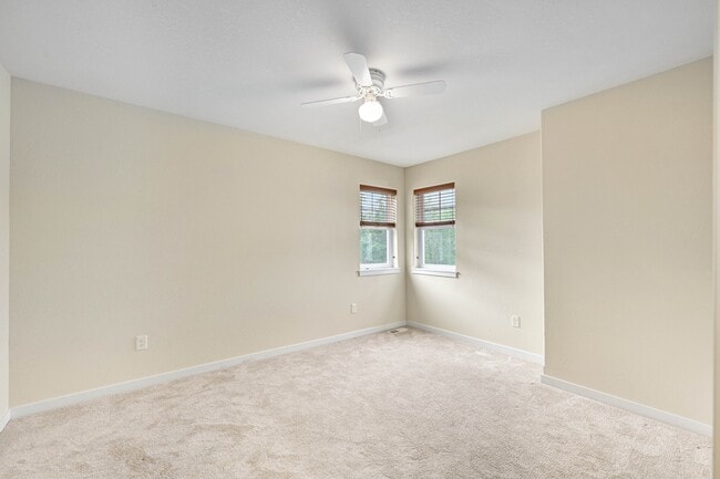Building Photo - 2905 N 186th St