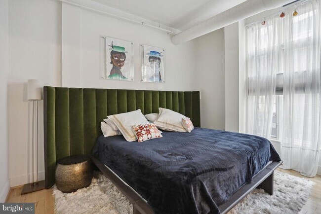 Building Photo - 1700 Kalorama Rd NW