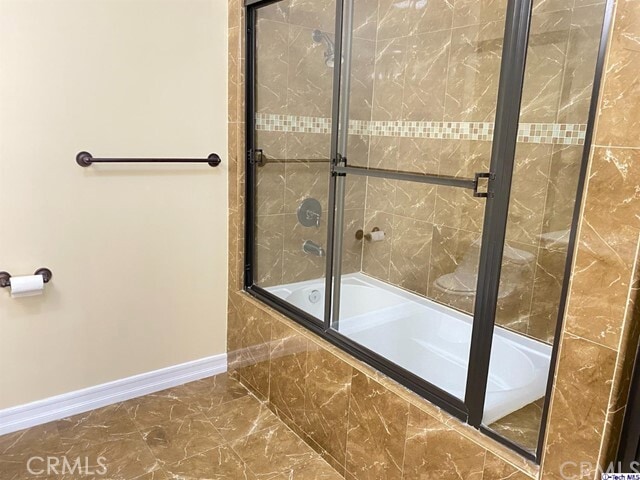 Building Photo - 414 E Valencia Ave