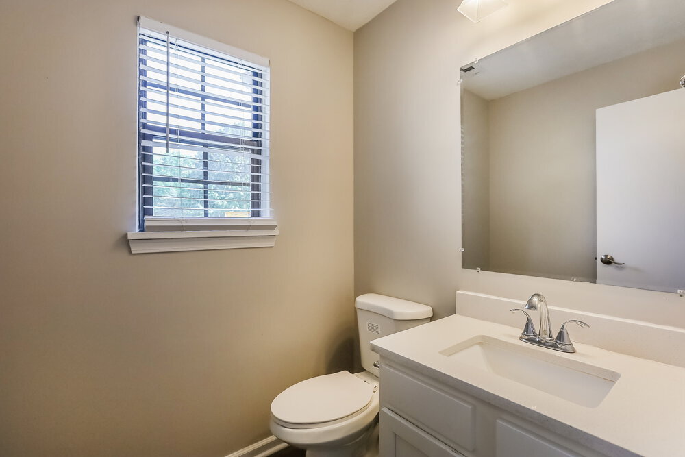 Building Photo - 6722 Foxfire Dr