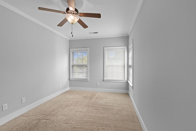 Building Photo - AVAILABLE NOW IN GERMANTOWN. Great Walkable Neighborhood! 3 Bed 2.5 Bath Town Home. $3,100 Per Month