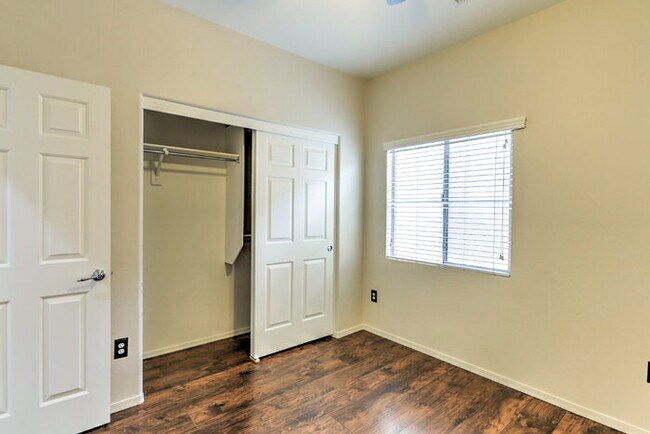 Building Photo - Rancho Sahuarita