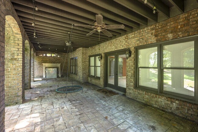 Building Photo - 3924 Butler Springs Way