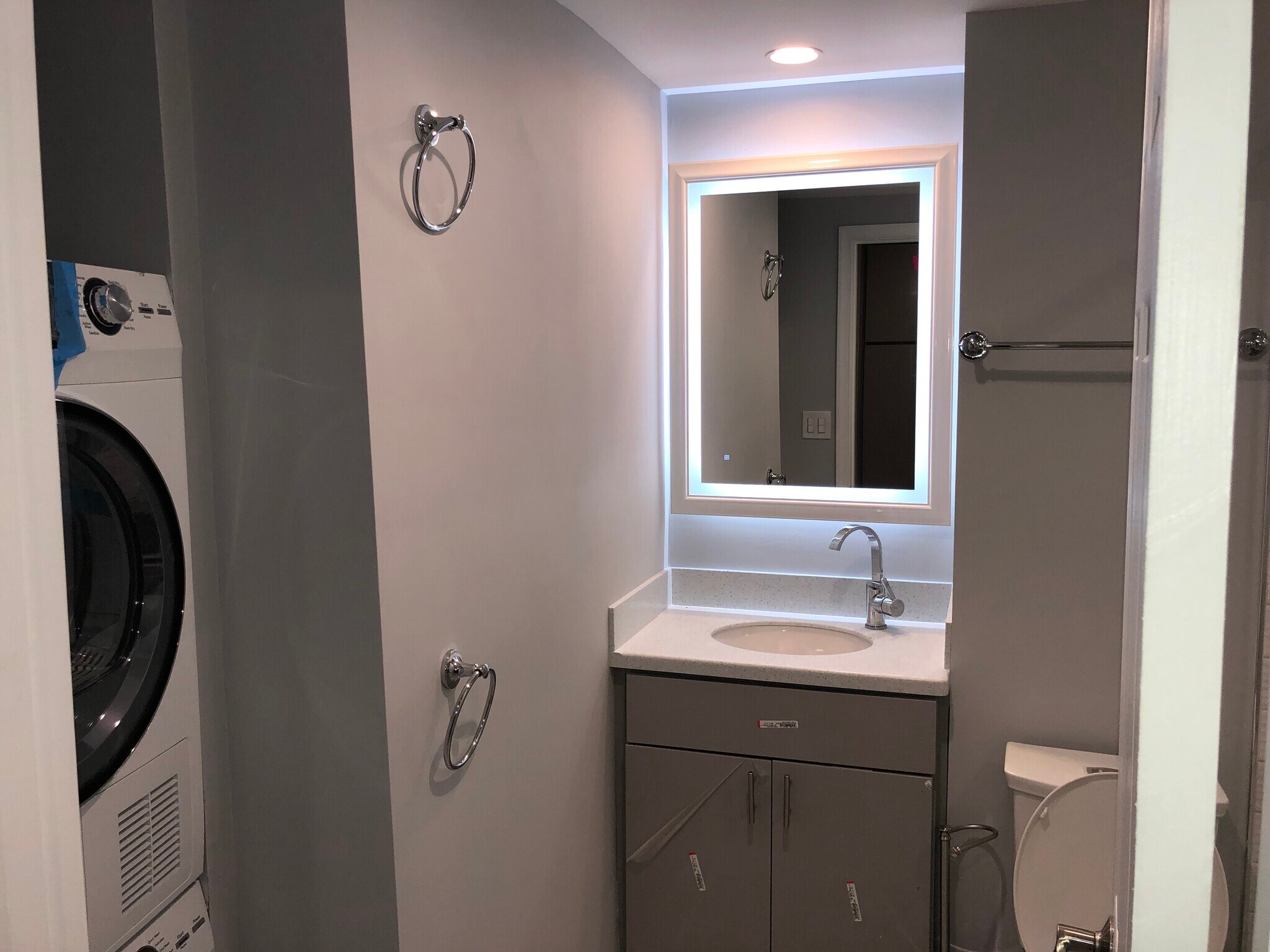 Building Photo - 60 V St NW