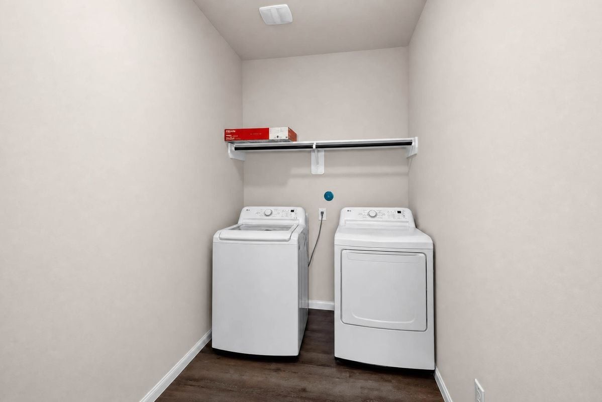 Building Photo - 24839 Goldoni Dr