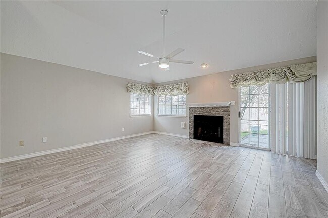 Building Photo - 4119 Mountain Peak Way