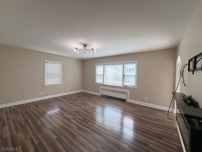Building Photo - 1031 Lowden Ave