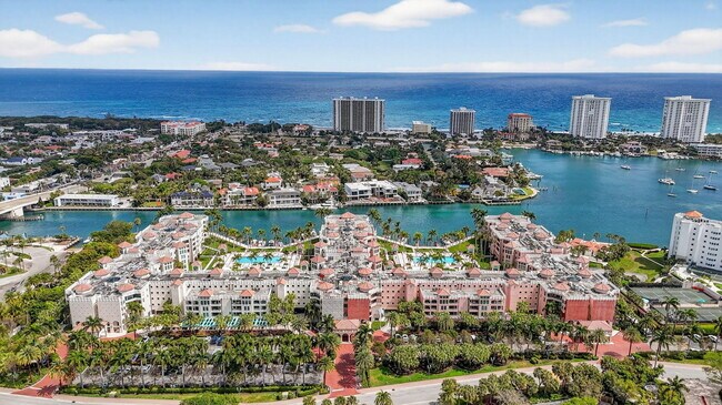 Building Photo - 120 SE 5th Ave