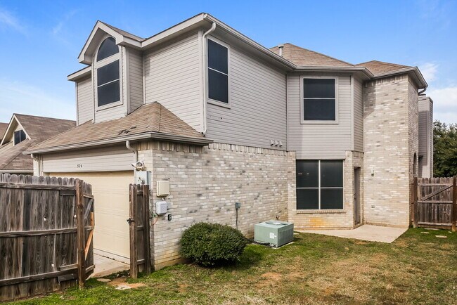 Building Photo - 524 Timber Way Dr