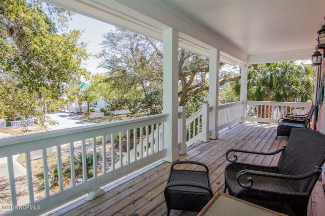 Building Photo - 221 Seawatch Way