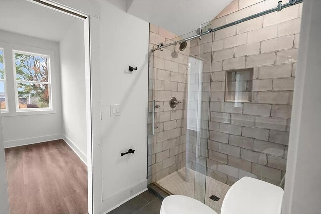 Building Photo - 4318 Woods St