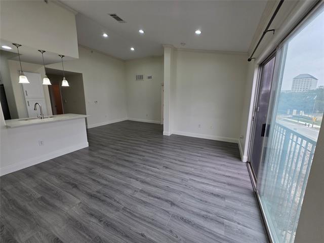 Building Photo - 330 Las Colinas Blvd E