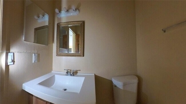 Building Photo - 28210 SW 143rd Ct